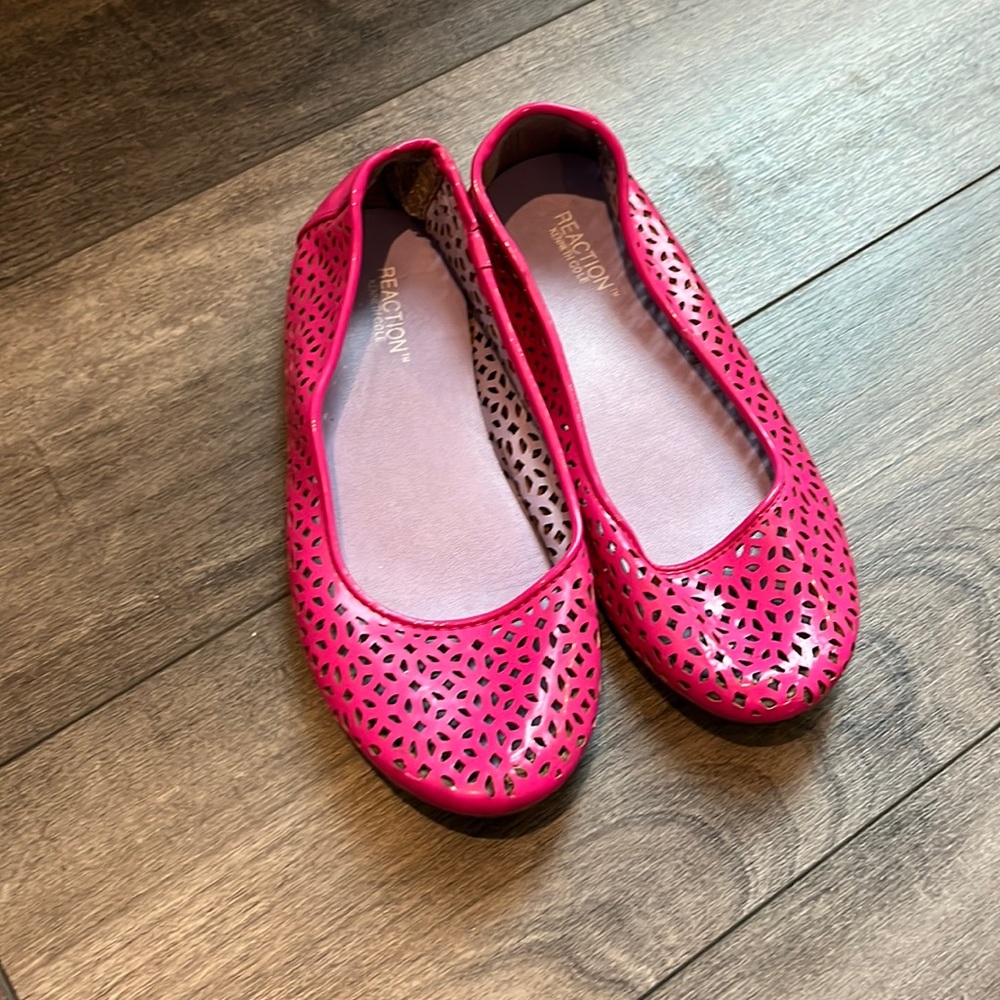 Kenneth Cole reaction girls shoes